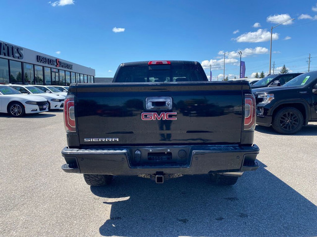 2017 GMC Sierra 1500 Denali Ultimate Crew Cab 4x4 ~NAV ~Bluetoot in Cars & Trucks in Barrie - Image 3
