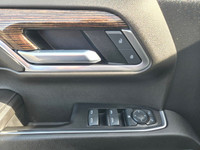 Meet the 2022 GMC Sierra 1500 SLE Double Cab, a truck that delivers power, versatility, and refined... (image 6)