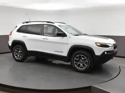 2022 Jeep Cherokee Trailhawk Edition with Heated seats, back up 