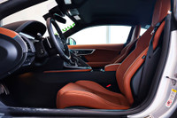 2023 JAGUAR F-TYPE P450 R-DYNAMIC COUPÉ – PUISSANTE, LUXUEUSE, SPECTACULAIRE Disponible maintenant c... (image 9)
