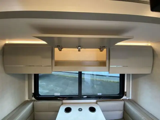2025 Thor Motor Coach Delano Sprinter 24FB in RVs & Motorhomes in Abbotsford - Image 17
