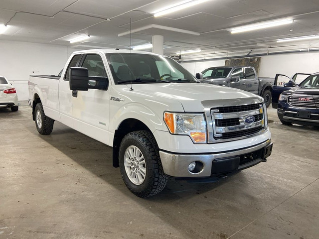 2014 Ford F-150 XLT SuperCab 8' BOX MAX TOW & PAYLOAD PACKAGE in Cars & Trucks in Calgary - Image 3