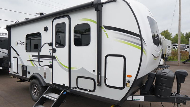 2023 Forest River Flagstaff E-Pro E19FDS in Travel Trailers & Campers in Ottawa
