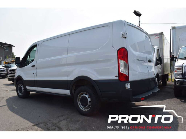 2017 Ford Transit Cargo Van T-250 130WB ** FULL RACK ** EN PRÉPA in Cars & Trucks in Laval / North Shore - Image 2