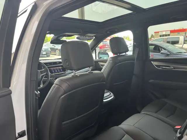 2023 Cadillac XT6 Luxury LEATHER SEATS | POWER LIFTGATE | SIR... in Cars & Trucks in Kawartha Lakes - Image 26