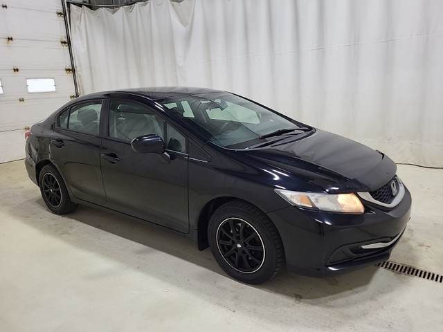 2015 Honda Civic LX | 2 Keys | Clean CarFAX in Cars & Trucks in City of Toronto - Image 2