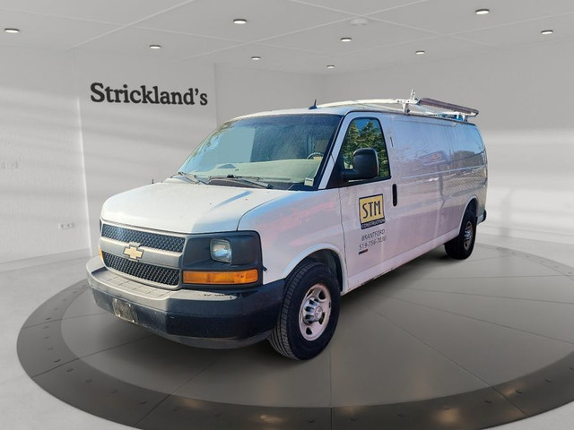 2015 CHEVROLET EXPRESS 3500 in Cars & Trucks in Stratford