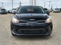 This Kia Rio 5-door delivers a Regular Unleaded I-4 1.6 L/98 engine powering this Variable transmiss... (image 7)