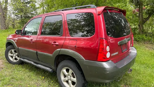 2006 Mazda Tribute S in Cars & Trucks in Oakville / Halton Region - Image 7