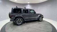 LED LIGHTING GROUP, BLACK LEATHER-FACED SEATS W/SAHARA LOGO, REMOTE PROXIMITY KEYLESS ENTRY, ALPINE... (image 8)