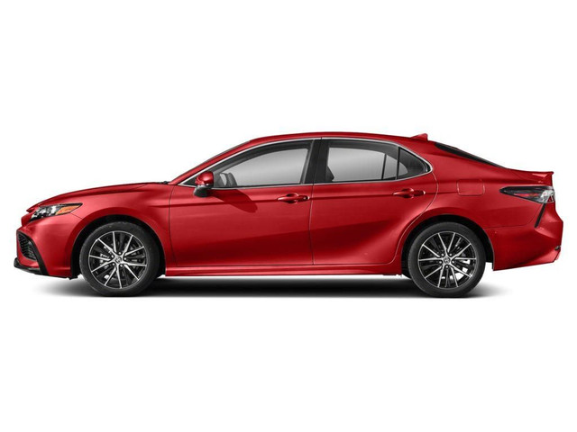 2022 Toyota Camry SE in Cars & Trucks in Calgary - Image 2