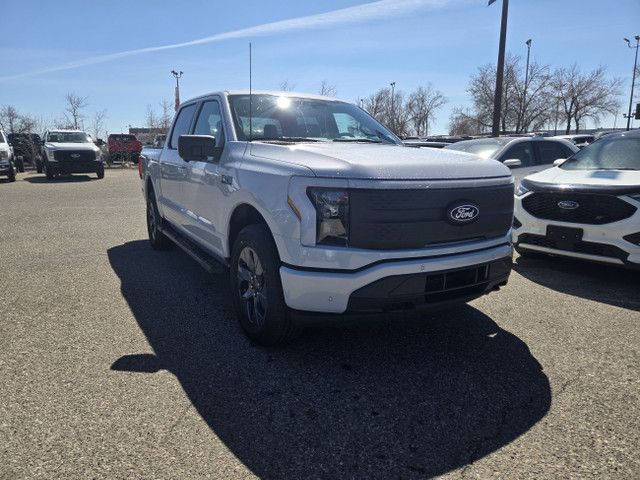 2025 Ford F-150 Lightning FLASH | MOBILE PWR CORD | BLUECRUISE | in Cars & Trucks in Calgary - Image 3
