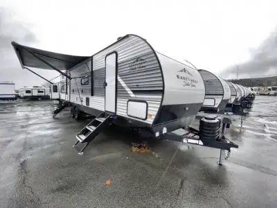 EAST TO WEST Della Terra travel trailer 312BH highlights: Private Bunkhouse Dual Entry Fireplace Wal...