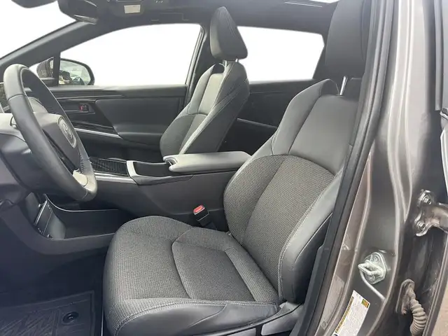 2023 TOYOTA BZ4X XLE AWD in Cars & Trucks in Stratford - Image 10
