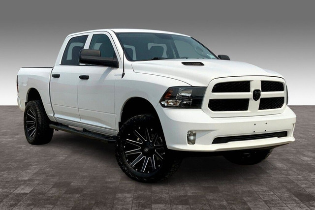 2019 Ram 1500 Classic EXRESS BLACKOUT in Cars & Trucks in Edmonton - Image 2