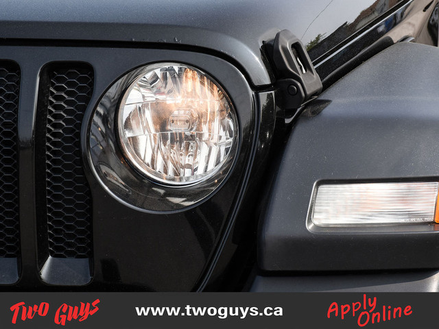 2019 Jeep WRANGLER UNLIMITED Unlimited Sport 3.6L | Auto | A/C | in Cars & Trucks in St. Catharines - Image 4