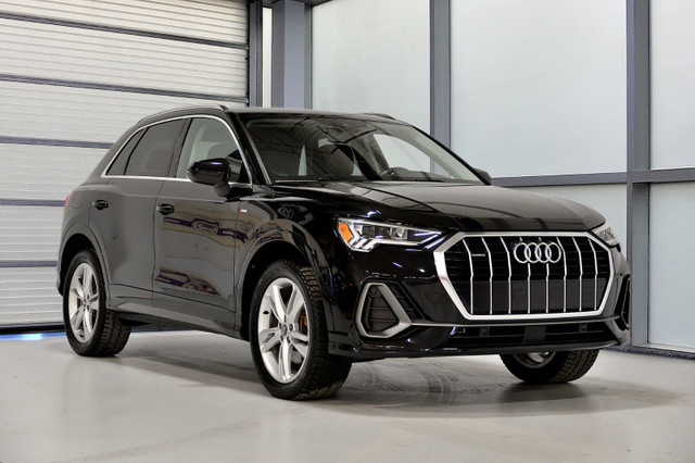 2020 Audi Q3 Progressiv / Quattro / Toit Panoramique / Carplay C in Cars & Trucks in Longueuil / South Shore
