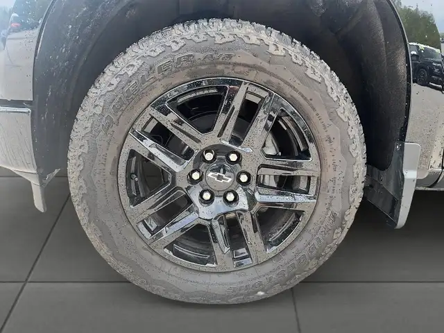 2022 Chevrolet Silverado 1500 Custom Custom 4x4 Crew Cab | La... in Cars & Trucks in Saint John - Image 10