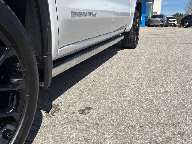 2025 GMC Sierra 1500 Denali 3.0L DIESEL // DENALI RESERVE PKG... in Cars & Trucks in Barrie - Image 3