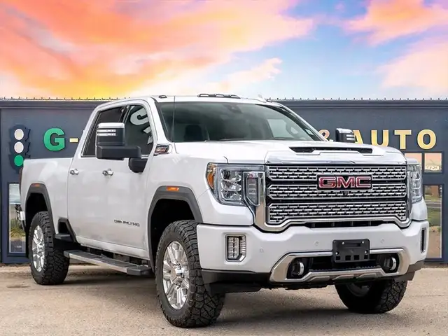 2020 GMC Sierra 3500 Denali in Cars & Trucks in Saskatoon - Image 2