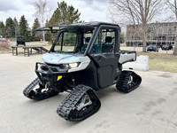 *HEATED CAB*  2020 CAN-AM DEFENDER HD10 w/ APACHE TRACK SYSTEM
