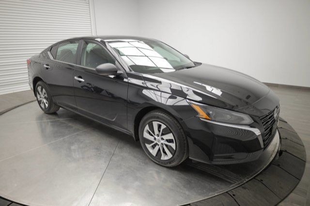 2024 Nissan Altima S in Cars & Trucks in Calgary