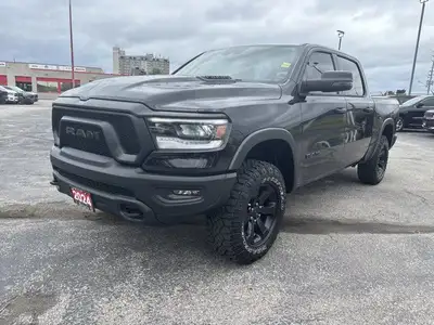 Clean Car Fax**Ram 1500**Rebel**Crew Cab**4x4**5.7L**V8**Hemi**3.92 Rear Axle Ratio**Night Edition**...