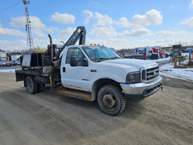 2000 Ford XLT S/A Regular Cab Boom Truck F550 in Heavy Trucks in Kamloops - Image 2
