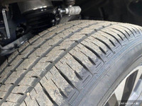 This Jeep Grand Cherokee delivers a Regular Unleaded V-6 3.6 L/220 engine powering this Automatic tr... (image 9)