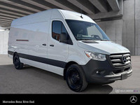 Mercedes-Benz Rive-Sud, la destination Mercedes-Benz par excellence. Bienvenue en première classe. D... (image 6)