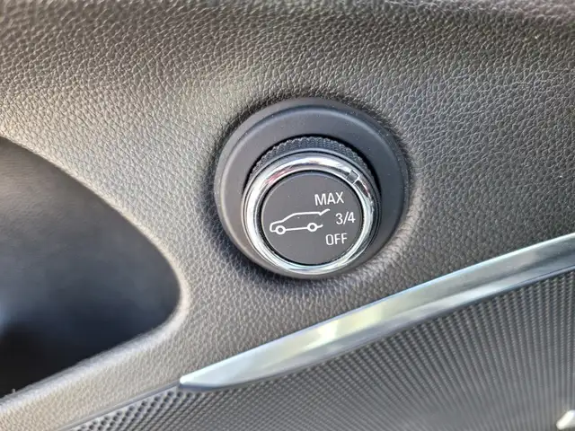 2019 Buick Enclave Premium dans Autos et camions dans Peterborough - Image 20