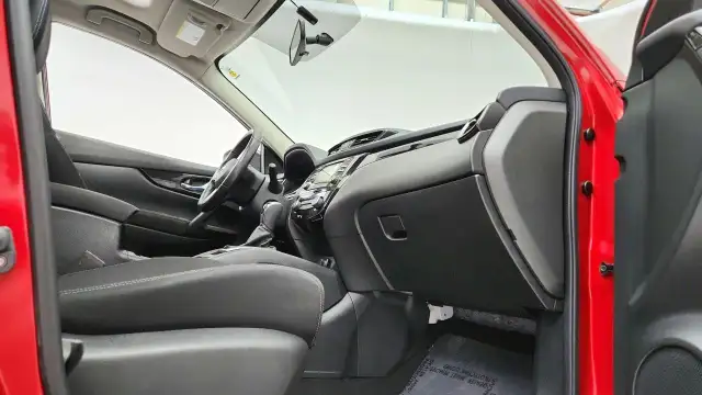 2018 Nissan Qashqai in Cars & Trucks in Lethbridge - Image 31