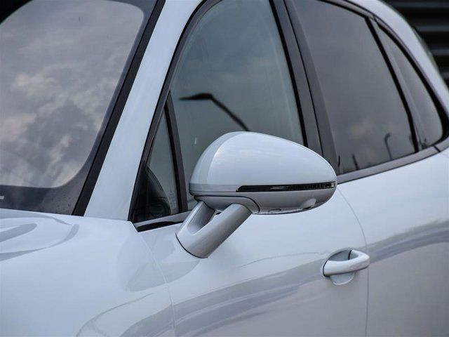 2024 Porsche Macan AWD in Cars & Trucks in London - Image 3