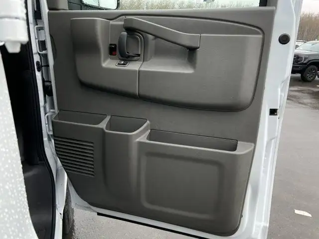 2025 GMC Savana Passenger LS in Cars & Trucks in Calgary - Image 26