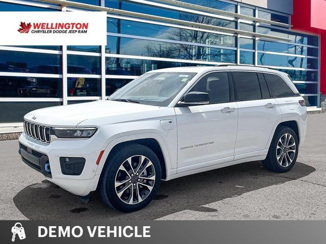 2023 Jeep Grand Cherokee 4xe Overland | Navigation | Leather in Cars & Trucks in Guelph