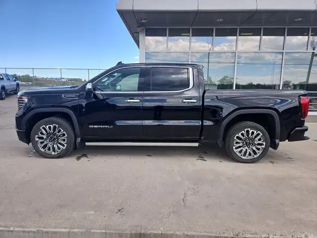 2024 GMC Sierra 1500 Denali Ultimate | 3.0L DURAMAX | SUPER in Cars & Trucks in Calgary - Image 3