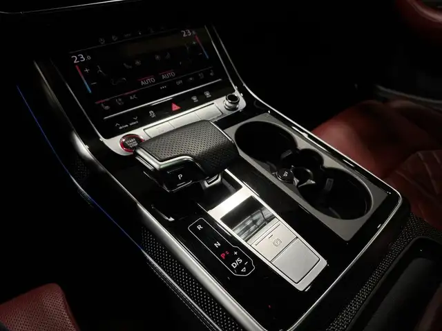 2022 Audi SQ8 BLACK OPTICS MASSAGE RED INTERIOR! in Cars & Trucks in Mississauga / Peel Region - Image 20