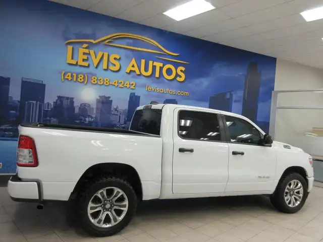 RAM 1500 2022 V-6 3.6 LITRES 4X4 CREW-CAB 61800 KM ! in Cars & Trucks in Lévis - Image 30
