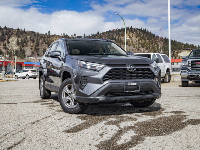 2024 Toyota RAV4 XLE AWD in Cars & Trucks in Kelowna - Image 2