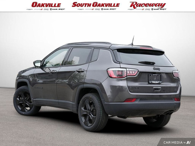 2018 Jeep Compass NORTH | ALTITUDE EDITION | NAVI | HEATED SEATS in Cars & Trucks in Oakville / Halton Region - Image 4