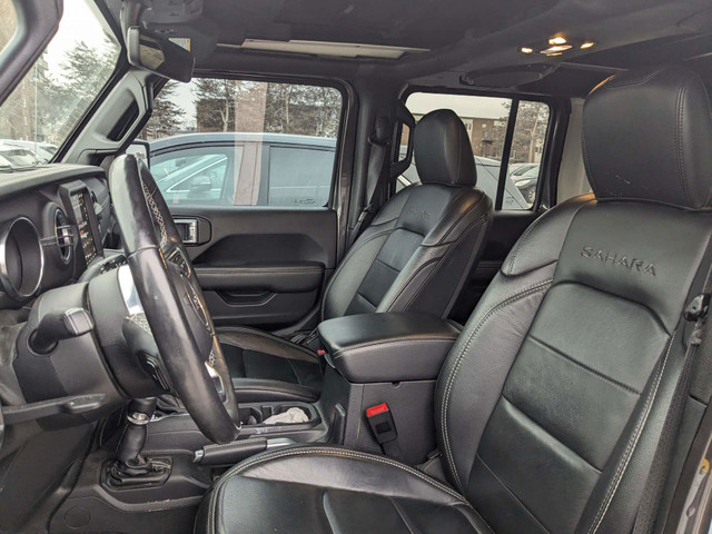 2019 Jeep Wrangler Unlimited Sahara POWER RETRACTABLE HARDTOP! in Cars & Trucks in Chatham-Kent - Image 4