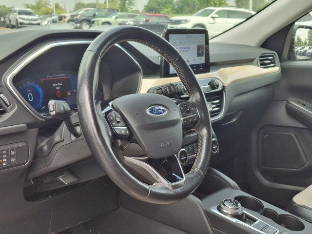 2021 Ford Escape Titanium Hybrid AWD | Pano Roof | Leather in Cars & Trucks in Guelph - Image 2