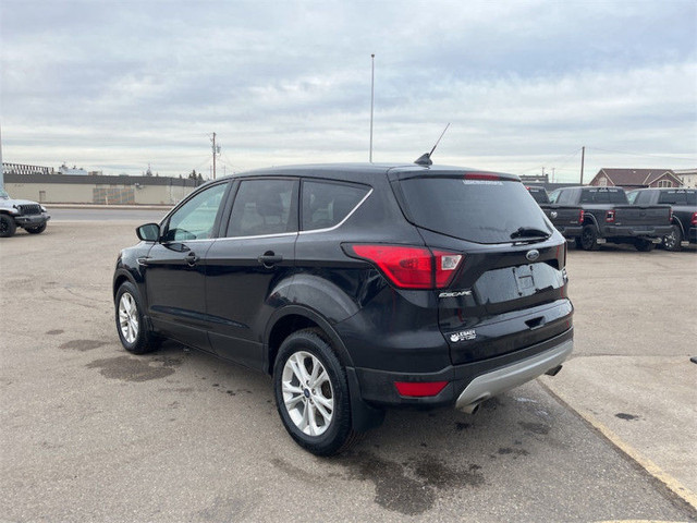 2019 Ford Escape SE 4WD - Heated Seats - Android Auto in Cars & Trucks in Lethbridge - Image 3