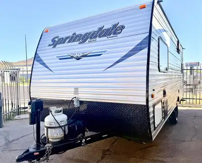 APPLY NOW: https://www.ridecollective.ca/get-pre-approved The 2019 KEYSTONE SPRINGDALE MINI 1750RD 2...