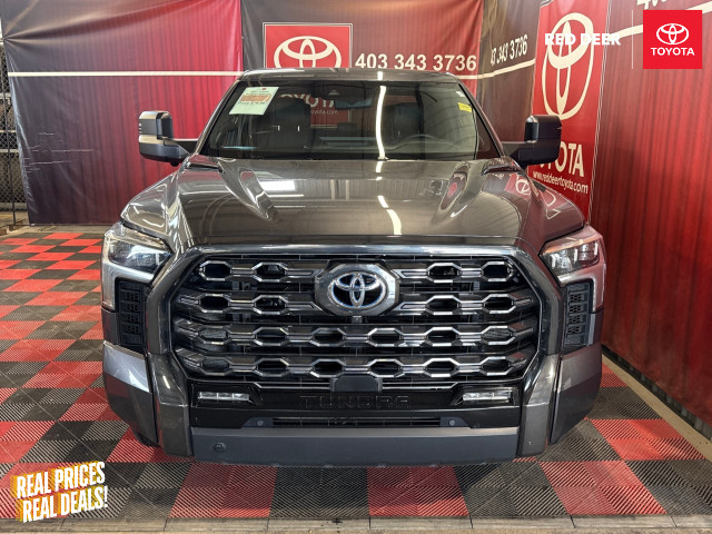 2023 Toyota Tundra 4x4 Crewmax Platinum Hybrid WITH TOW MIRRORS in Cars & Trucks in Red Deer - Image 3