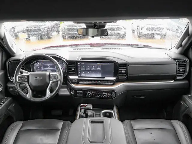 2022 Chevrolet Silverado 1500 RST 6.2L Z71 dans Autos et camions dans Ville d’Edmonton - Image 34
