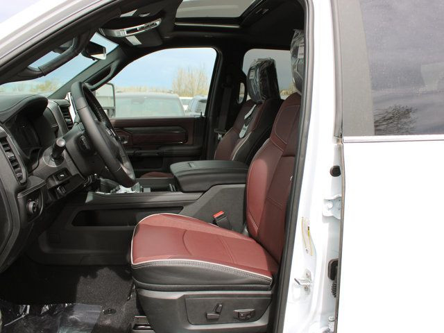 2025 Ram 3500 Limited Mega Cab 4x4, 8-Spd ZF, Sunroof, FULLY in Cars & Trucks in Calgary - Image 2