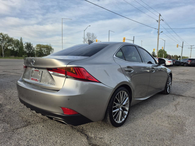 2017 Lexus IS 300 IS 300 One Owner/No Accidents in Cars & Trucks in London - Image 3