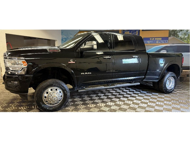 2022 Ram 3500 Laramie, MEGA CAB Dually, Diesel, 4x4! in Cars & Trucks in North Bay - Image 2