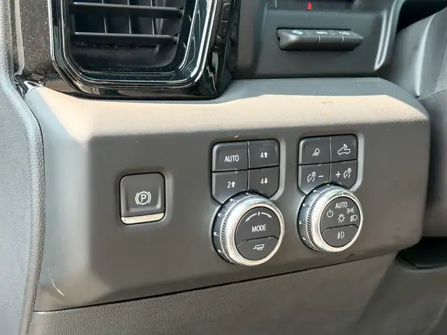 2023 GMC Sierra 1500 AT4X 6.2L V8 WITH REMOTE START/ENTRY, SU... in Cars & Trucks in Ottawa - Image 21